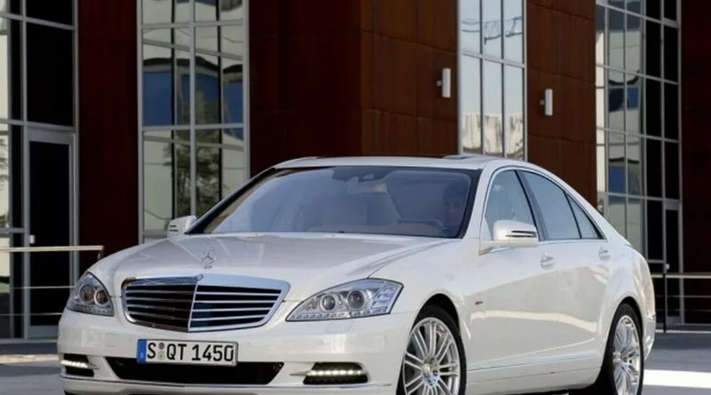 Mercedes S-Class W221 – краткий обзор